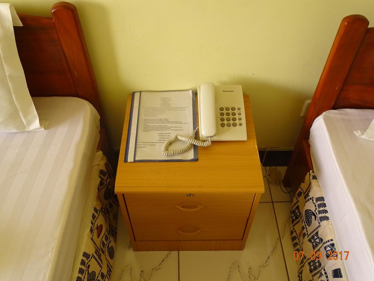 Panama Inn Moshi Bagian luar foto